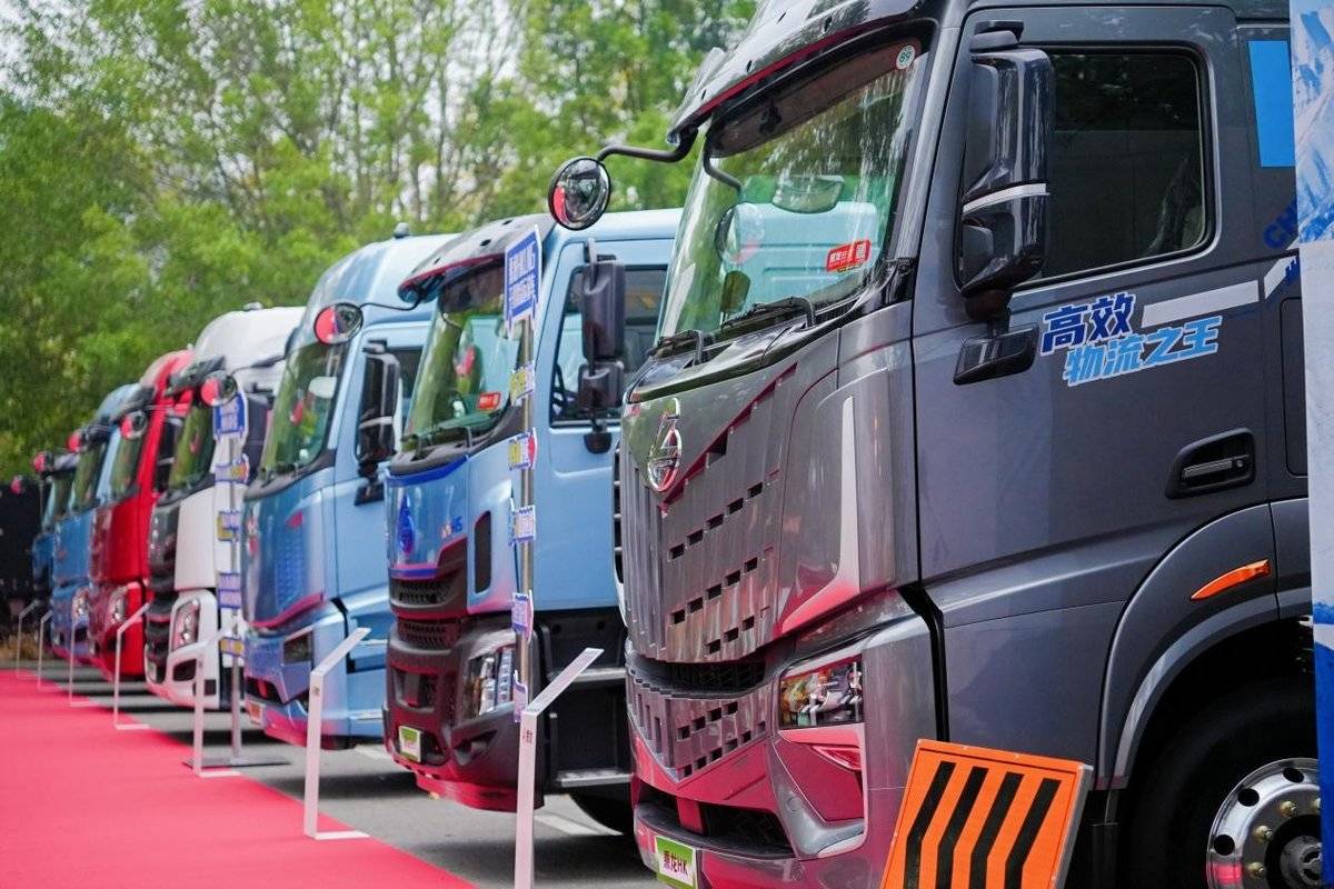 ����Я�ֺ��������д��̬������ƪ��