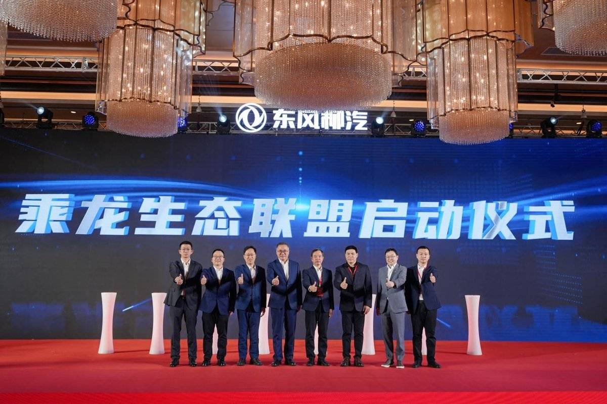 ����Я�ֺ��������д��̬������ƪ��